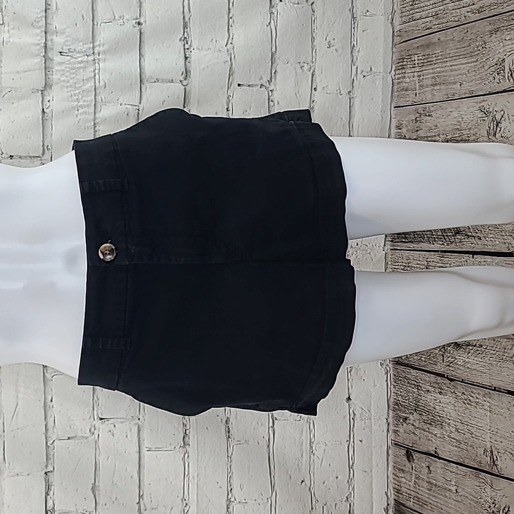 Old Navy Trad Preppy Cotton Blend Everyday Mid-Rise Flat Front Chino Short Black